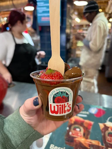 WILT'S Famous strawberry cup